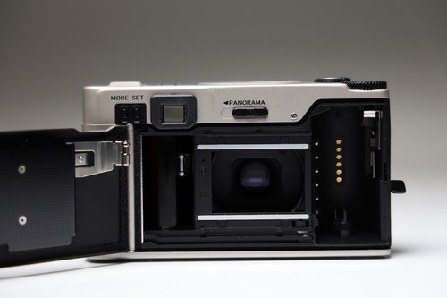 Nikon 35Ti Nikkor 35Mm F2.8 Compact Film Camera Titanium Body Mint in Box Unused - 第 6/12 張圖片