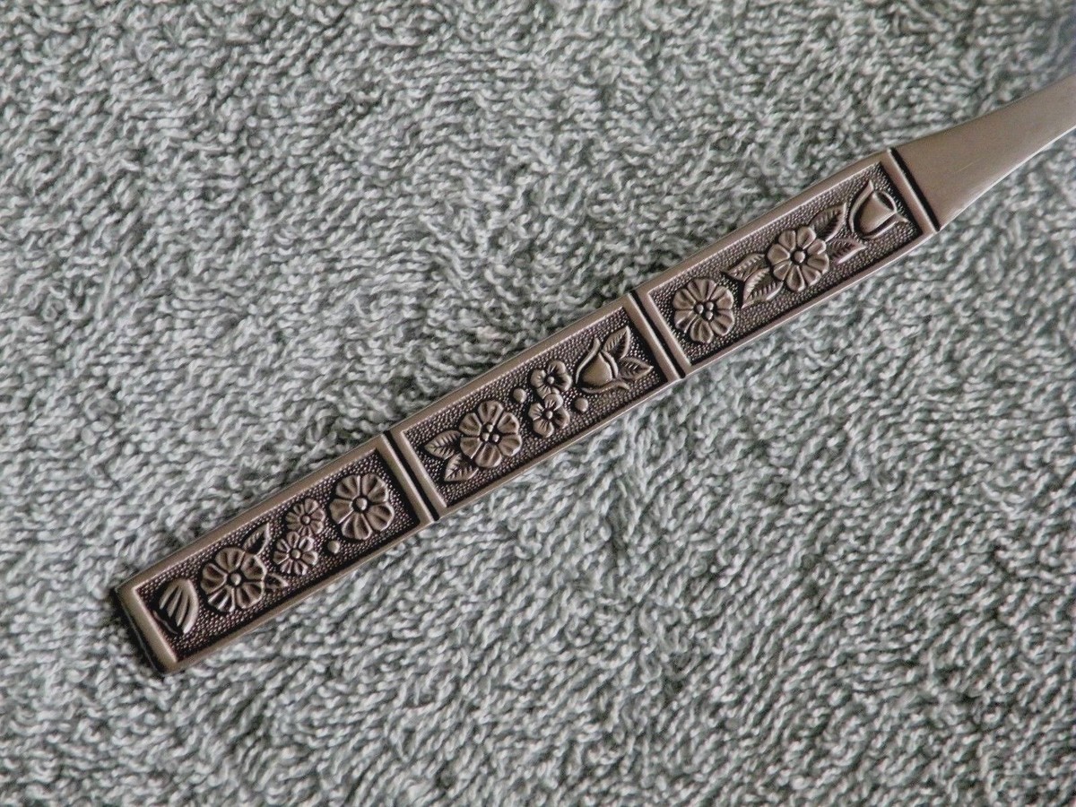 SPRING FEVER Northland KOREA / Oneida - Stainless Silverware