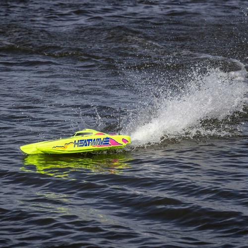 Pro Boat PRB08049T1 Blackjack 24" V2 Catamaran Boat Brushless RTR Heat Wave - Picture 12 of 12