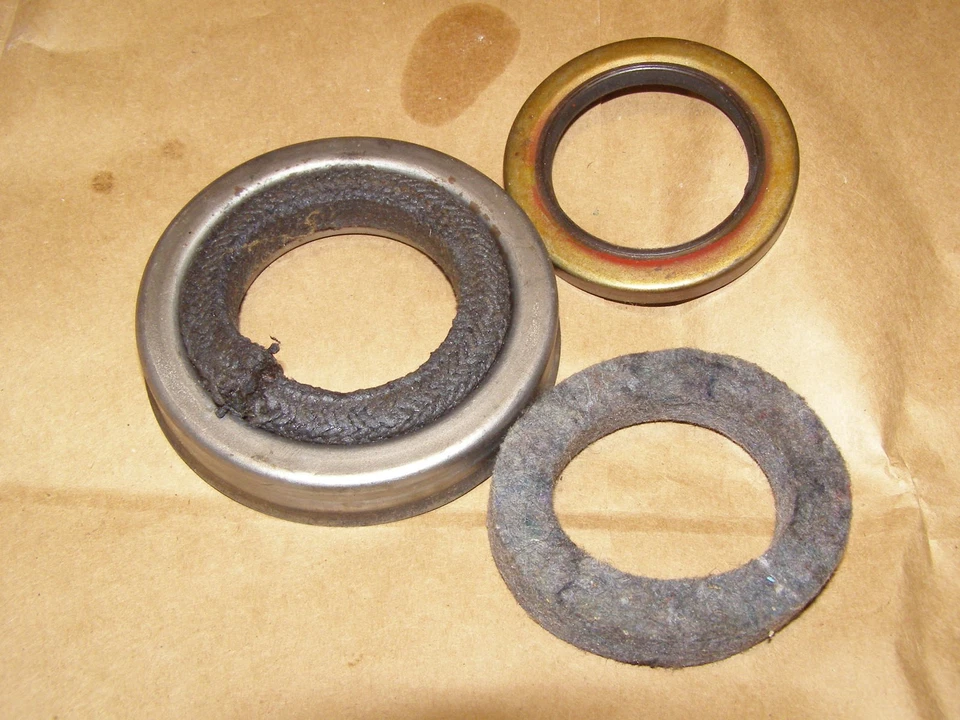 Packard Hudson Studebaker V8 1955 1956 cubierta de engranaje de distribución, grandes orificios para pernos limpios Foto 4 de 4