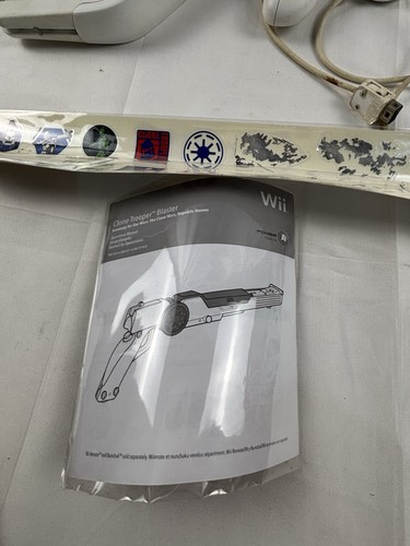 Wii Star Wars Clone Trooper Blaster with zapper gun and Star Wars stickers - Picture 5 of 5