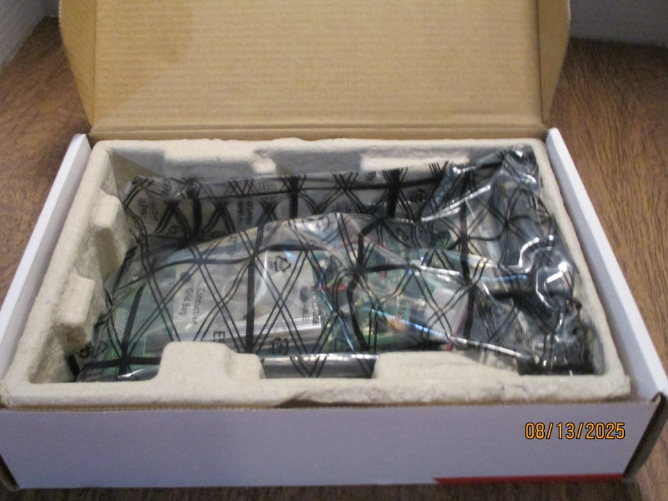 MSI Radeon R7 240 2GD3 64b LP DirectX 11.2 64-Bit 2GB DDR3 HDCP Graphics Card - Image 3 of 4