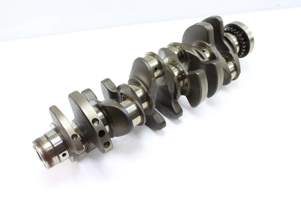 VW GOLF 2012-2013 2,5 L - cigüeñal/eje de manivela 07K105101L Foto 2 de 4