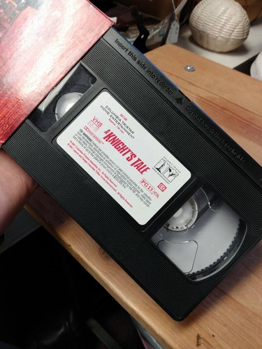 A Knight's Tale VHS VCR Video Tape Used Movie Heath Ledger Paul Bettany eg - Picture 4 of 4