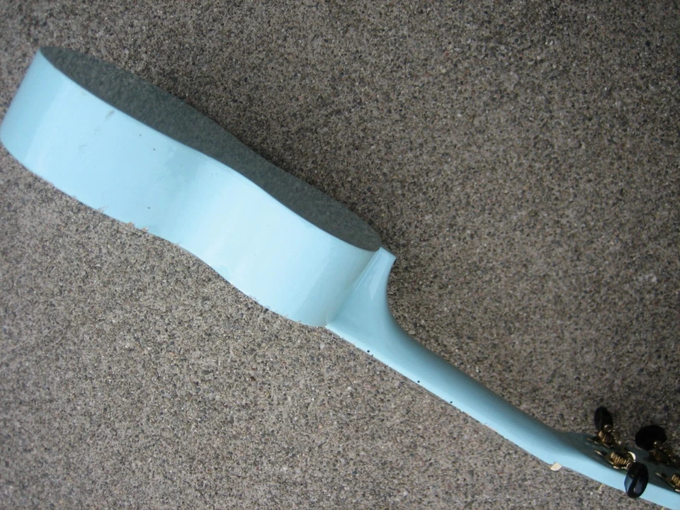 Light Blue Mahalo Ukulele Nubone Enhanced Harmonic Sustain Serial #U-30LB - Image 4 of 4