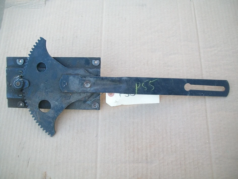 NUEVO 1940-48 Plymouth Deluxe Especial Controlador Puerta Ventana Regulador Foto 2 de 2