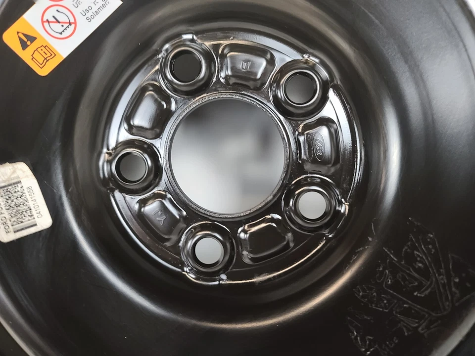 Neumático de repuesto con kits de gato 16’’’ para Ford Fusion Compact Donut 2013-2021 Foto 4 de 4