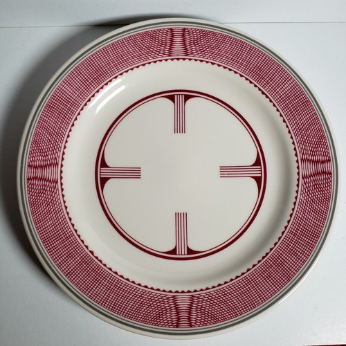 Ancient Mimbreno dinner plate 10 3/8" (replica) from Santa Fe Railroad Service.