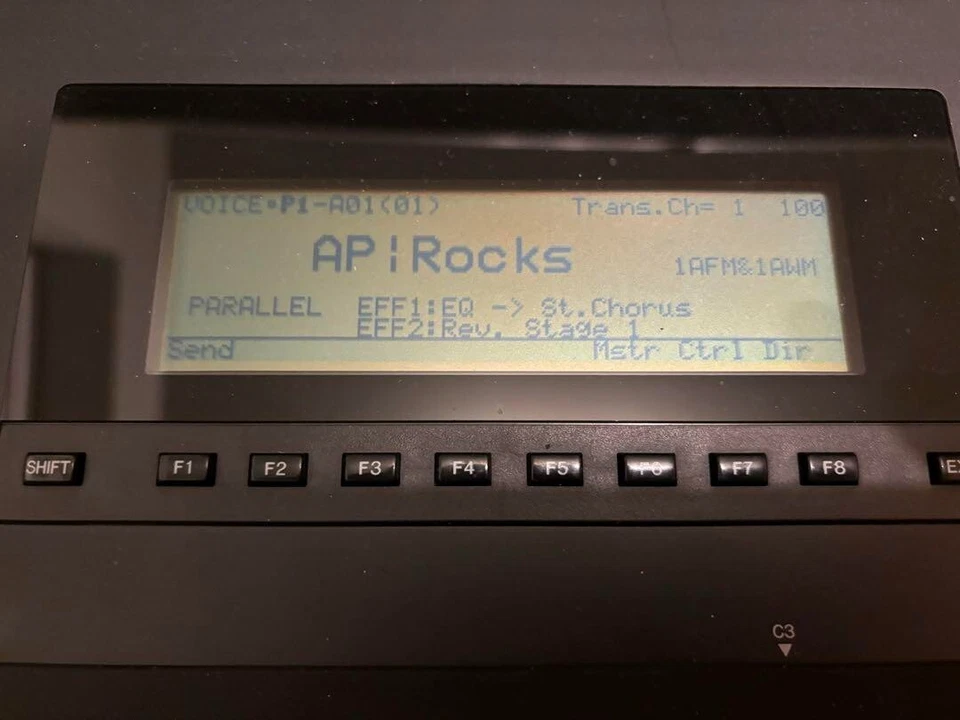 Yamaha SY99 synthesizer keyboad Good - Image 4 of 4