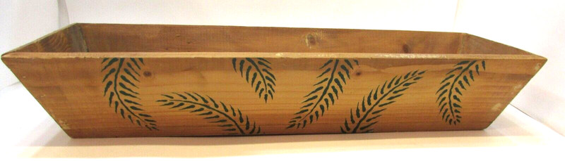 1980s Hand Painted Green Evergreen Branches 19" Long Narrow Pine Wood Box Trough