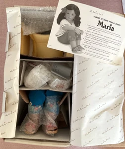 Vtg Danbury Mint MARIA Porcelain Doll Latin Collection - 2002 - NEW