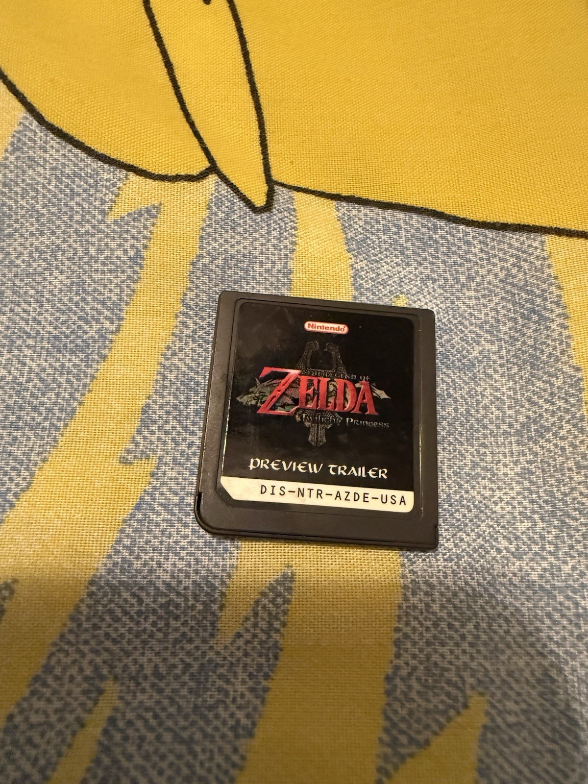 Legend of Zelda Twilight Princess Preview Trailer (Nintendo DS) E3 2005