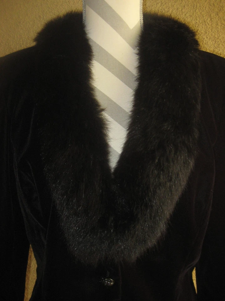 Blazer Vintage Victor Costa Neiman Marcus Negro Terciopelo Imitación Piel Joya Botones Foto 2 de 4