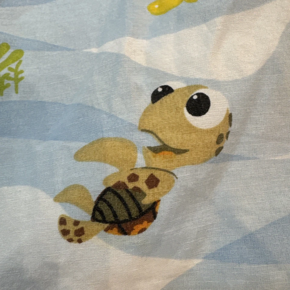 Finding Nemo: A Day at the Sea Cuna Sábana Corrillera Disney Baby Foto 4 de 4