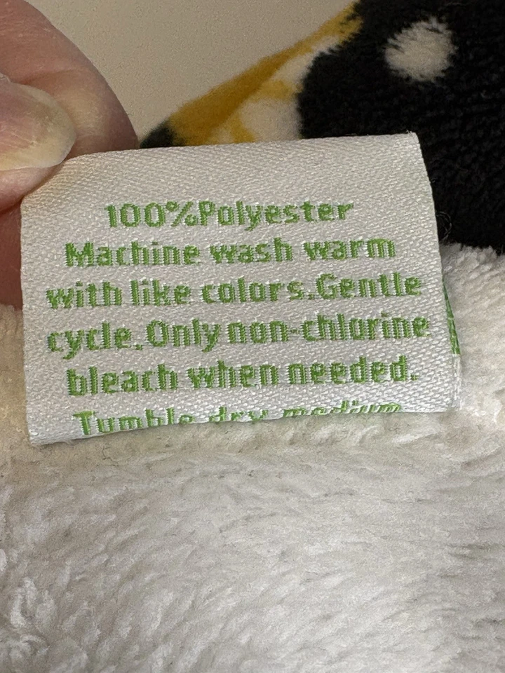 Vera Bradley Antilles Garden Fleece Throw Blanket Geometric Feathers Soft Fluffy - Image 4 of 4