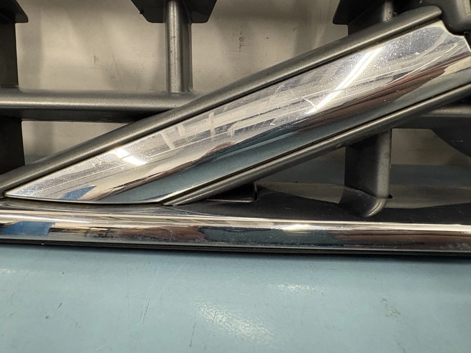 Rejilla delantera cromada OEM 31290544 para Volvo XC90 2009-2014 se adapta a 03-14 Foto 4 de 4