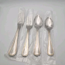 Reed & Barton Grand Hotel Gold Accent Bead 4 Piece Place Set Glossy Stainless
