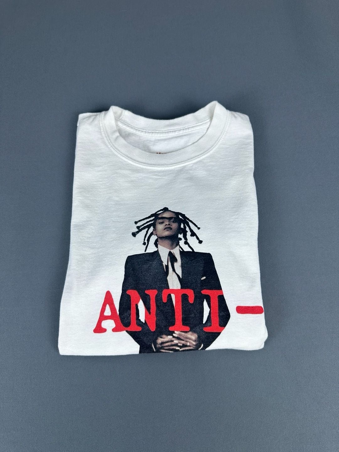 Rihanna Anti World Tour 2016 Long Sleeve White T-Shirt - Gem
