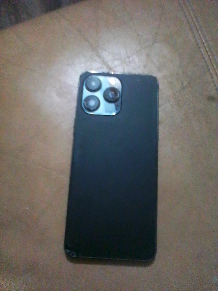 I14 Pro Max Unlocked Smartphone - Image 4 of 4