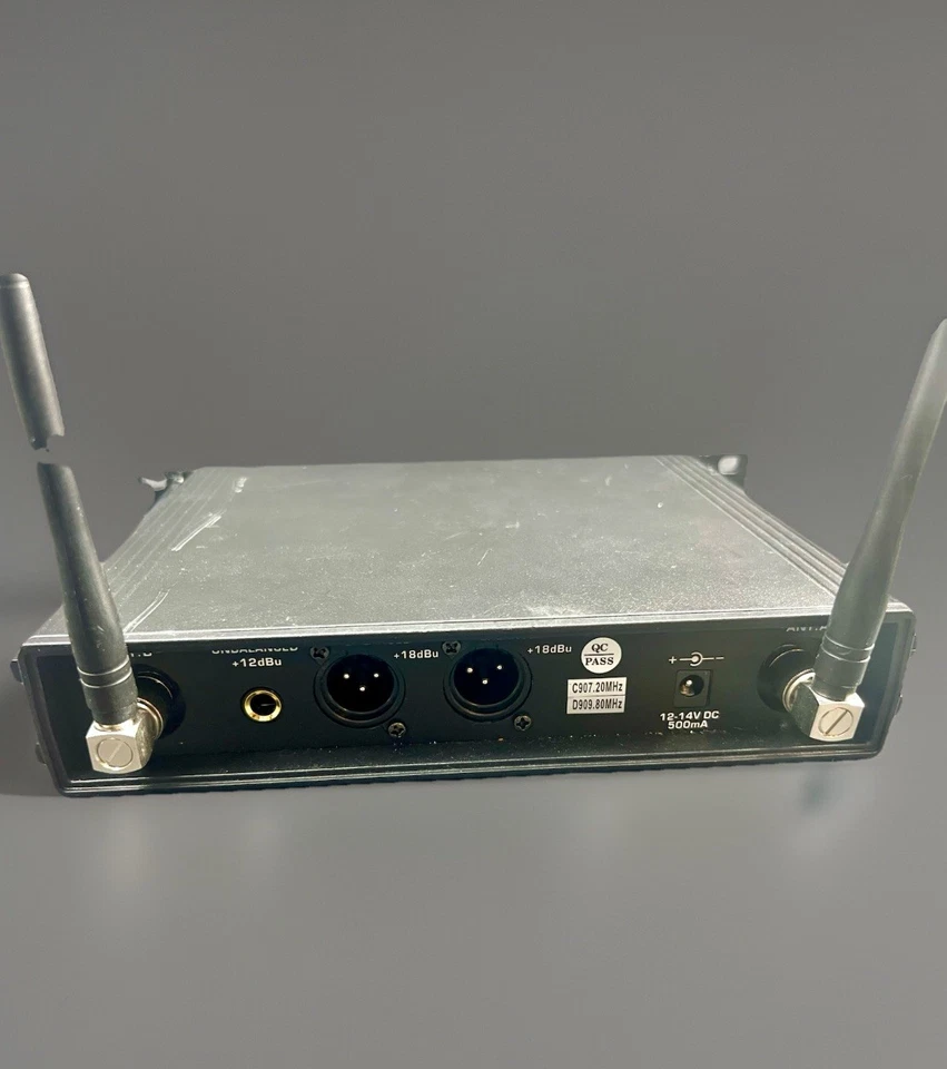 VocoPro UDH-Dual Channel UHF Wireless Receiver System Unable To Test - Image 4 of 4
