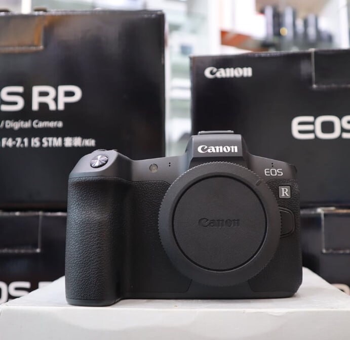 NEW Canon Full Frame Mirrorless Camera [EOS R]I Vlogging Camera (Body