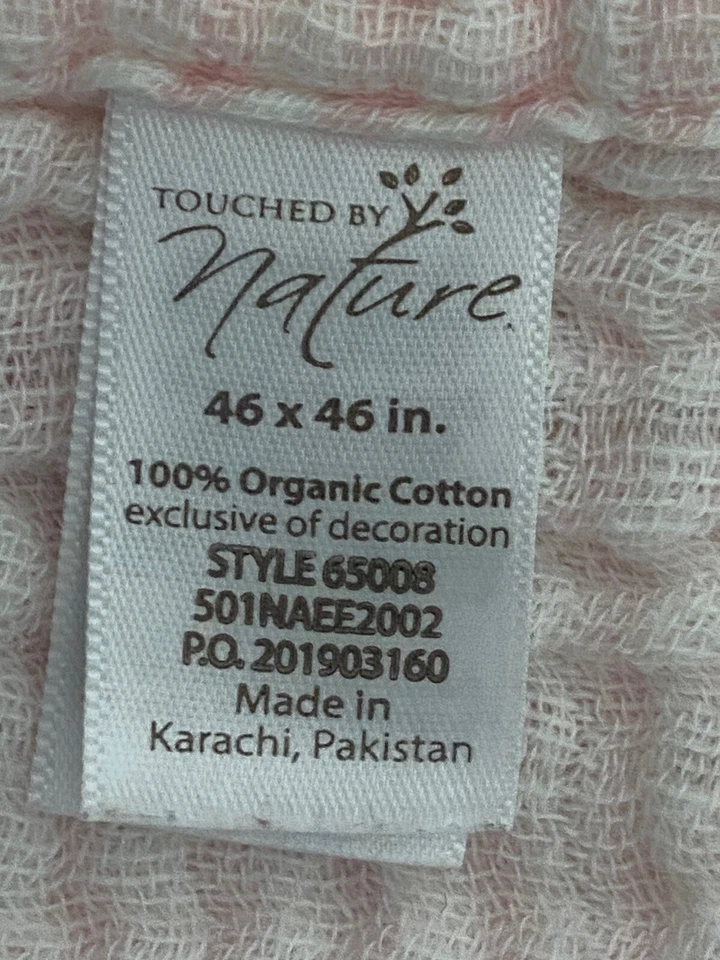 Manta de recepción de bebé de algodón orgánico TOUCHED BY NATURE muselina rosa 46"X46" Foto 4 de 4