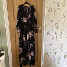 Boohoo Size 8 Floral Long and short style dress
