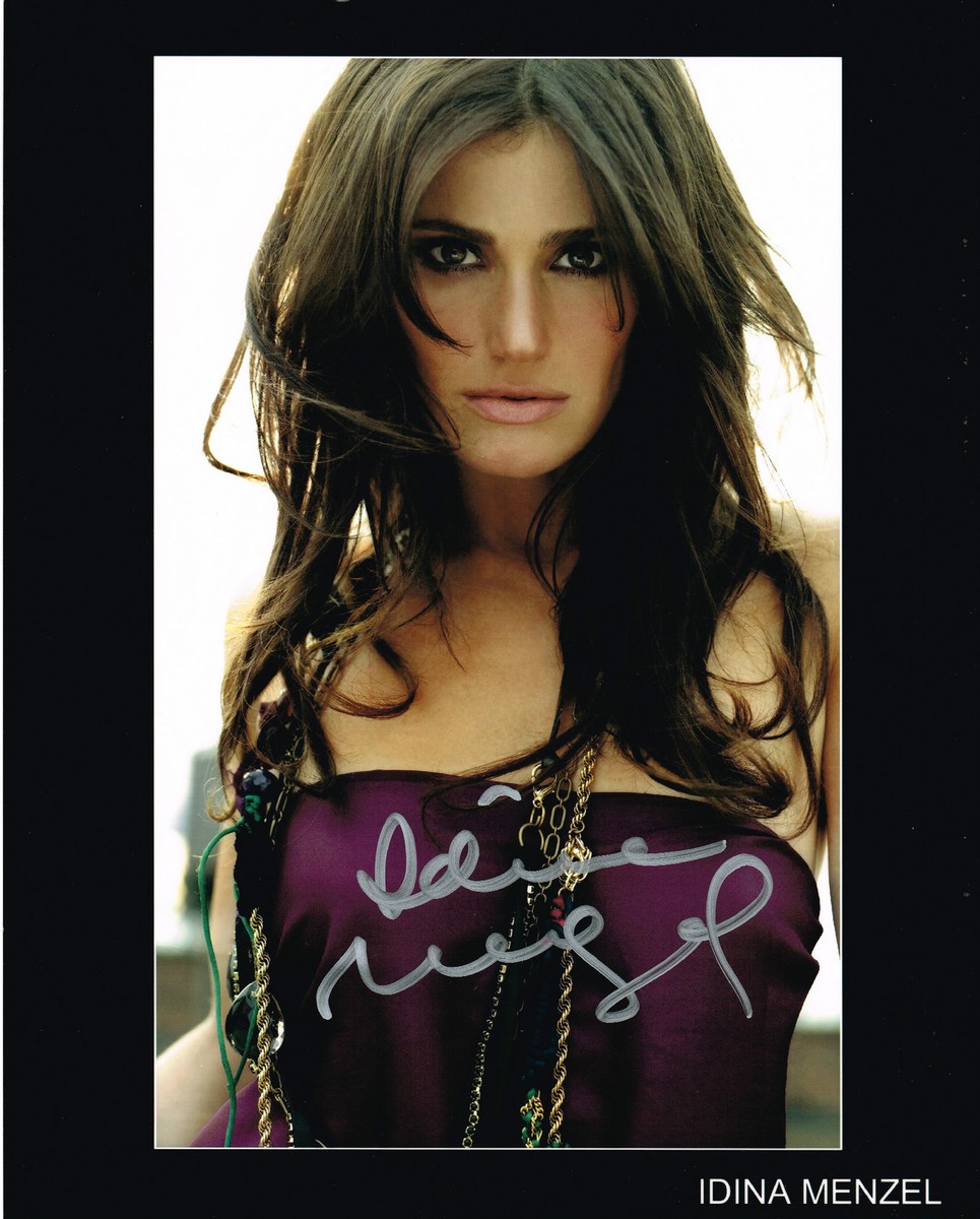 Idina Menzel And Lea Michele Glee Idina Menzel SIGNED 8x10 RENT Wicked  If/Then Frozen Light, image size:965x1200