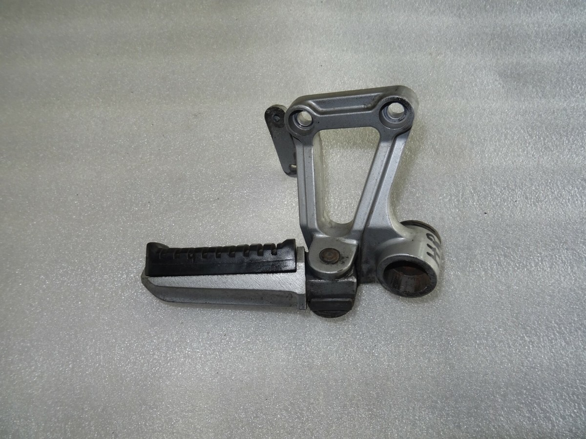 Kawasaki Gpz 600 R Zx 600 A Footrest Holder + Rear Right Footrest