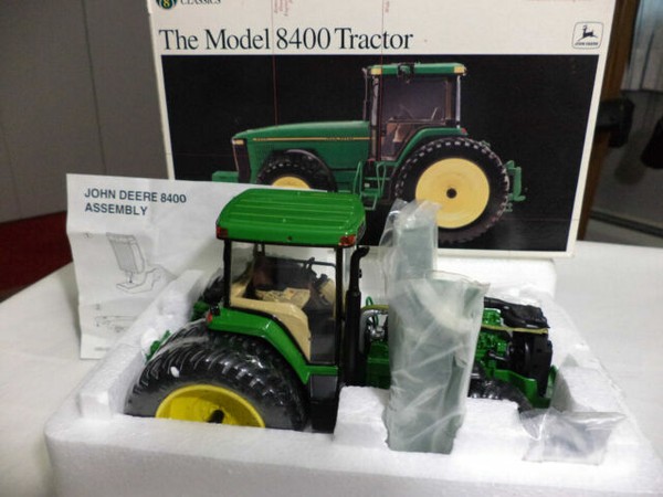 john deere 8400 ertl precision