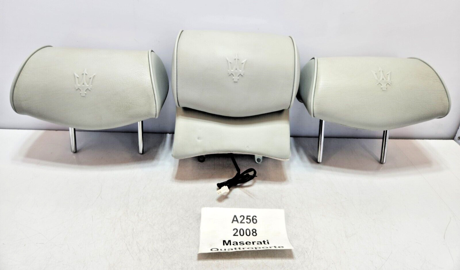 ✅03-08 OEM Maserati Quattroporte Rear Left Right Side Headrest Leather Set