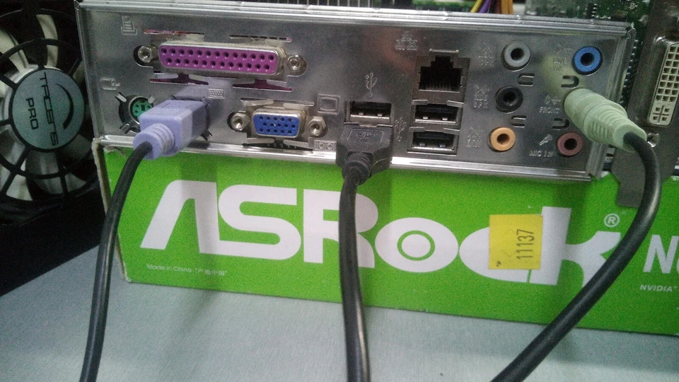 Placa base ASROCK P4Dual-915GL + cpu P4 2.66 ghz sock 478 + 2 Gb ddr400 AGP+PCIE - Imagen 3 de 4