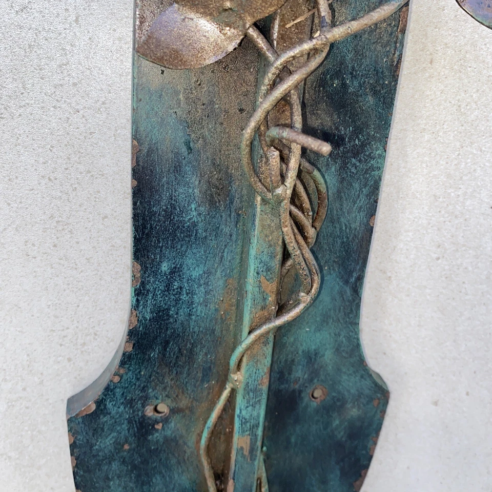 VINTAGE 15x6x11” CAST METAL WALL MOUNT SCONCE CANDLE LIGHT FIXTURE Vine - Image 3 of 4