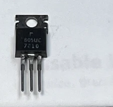 (1) FAIRCHILD 7805UC, TO-220 5V POSITIVE VOLTAGE REGULATOR. NOS.