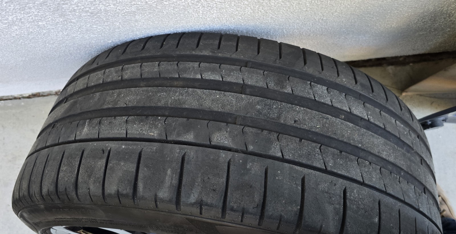 23” Lamborghini Urus Front Wheel Factory OEM 23 inch  Genuine Rim 4ML601025BA