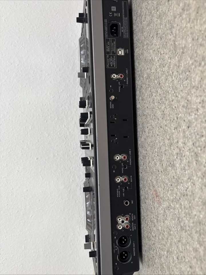 XDJ-R1 All in One DJ System - Bild 2 von 4