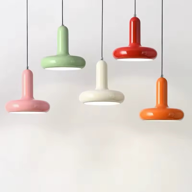Suspension Bauhaus en métal macaron jaune Ø30cm avec éclairage LED pour chambre