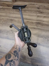 YANKEE No. 555 NORTH BROTHERS MFG. CO. BREAST DRILL 2 Jaw Chuck