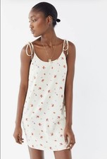 Urban Outfitters Women's Size M Summer Sun Floral Pattern Mini Dress