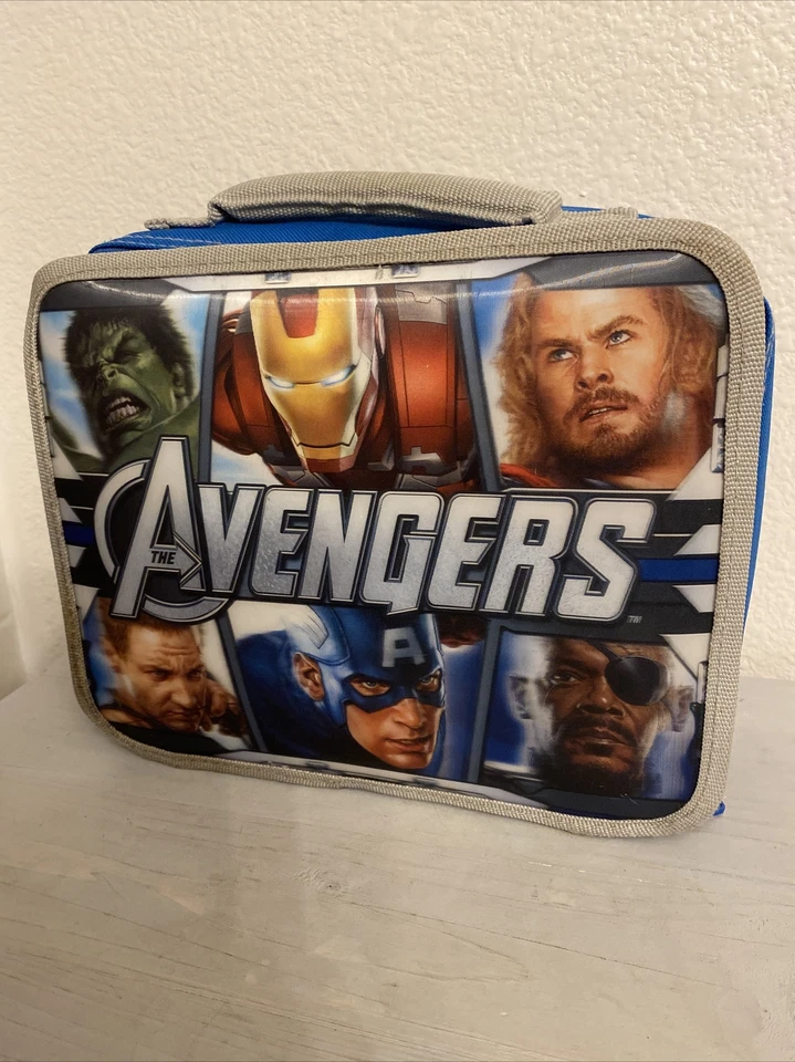 КОРОБКА ДЛЯ ОБЕДА MARVEL AVENGERS СИНЯЯ 10–8–2 ДЮЙМА (Б/У) - Изображение 2 из 4