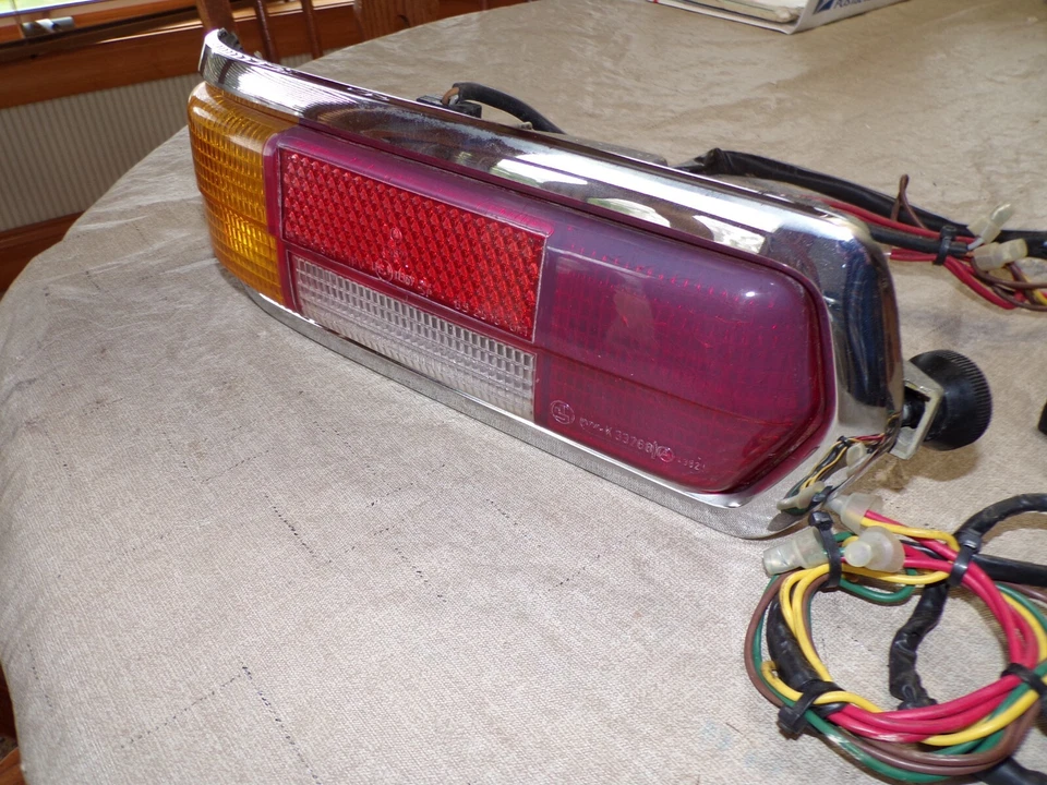 Lámpara trasera derecha rr usada oe rs#K33268, Mercedes#1088260159/1088261556/1088260751 W108 Foto 3 de 4