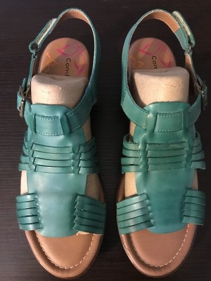 womens 11 wide sandals