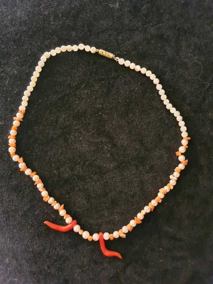 Perlmuttperlen / Perlen mit Korallen Kette ** 585er Gold Verschluß ** - Bild 2 von 4