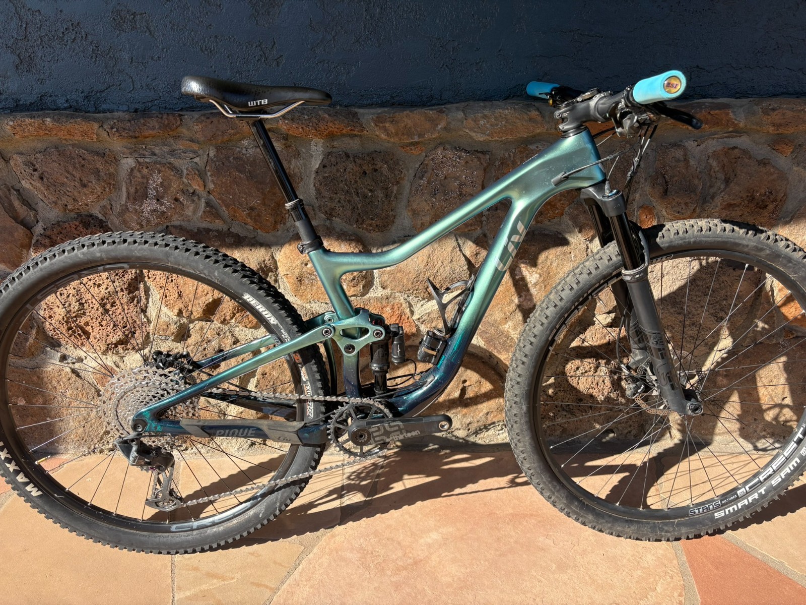 Liv Pique Advanced Carbon Fox Live Valve Mountain Bike Small like Giant Anthem