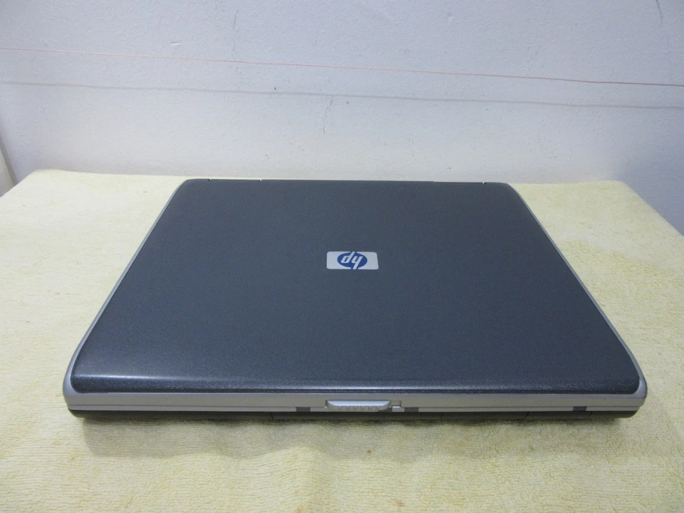 PC Portatile Computer HP Compaq NX9020 15" Windows 7 Celeron M320 1.4GHz 1GB Ram - Immagine 4 di 4
