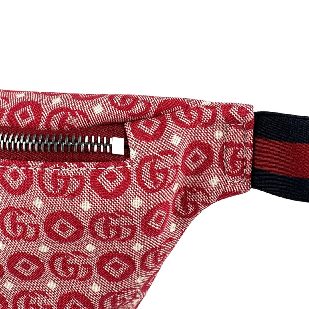 GUCCI Waist Bag Nylon Canvas Red Used +Free Shipping thumbnail 7