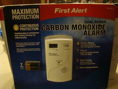 First Alert 614614 Dual Power Carbon Monoxide Alarm w/ Battery Backup NEW SEALED