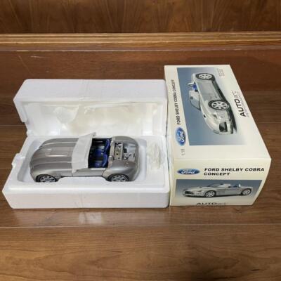 1/18 オートアート Autoart フォードシェルビーコブラ AUTOart 1/18 model car Ford Shelby Cobra Concept 2004 Silver