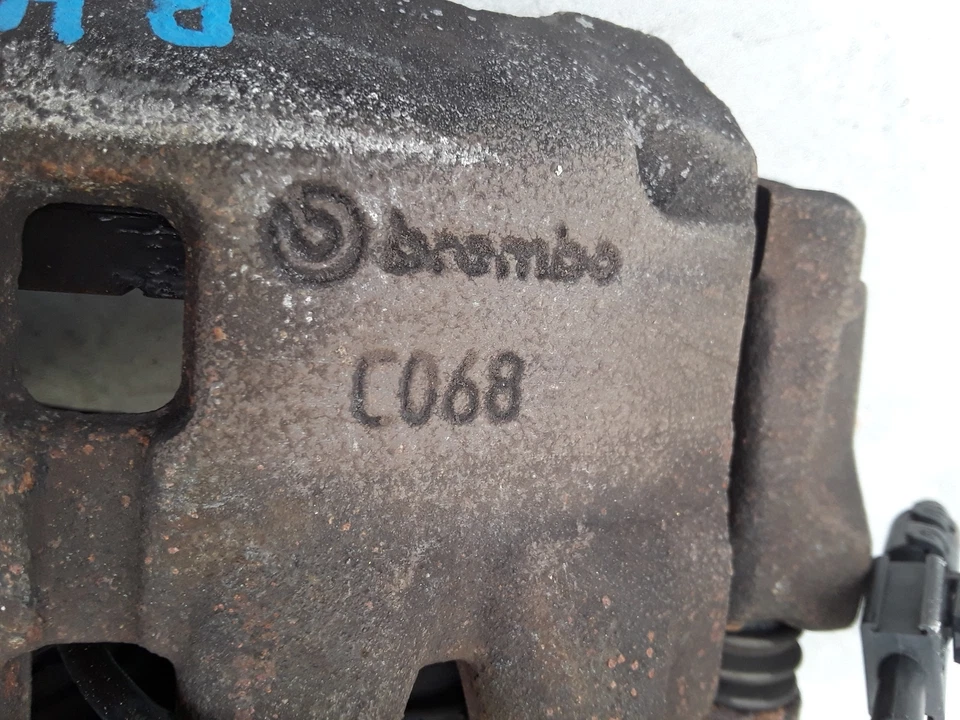 2014-2017 RAM PROMASTER 3.6 ПЕРЕДНИЙ ПРАВЫЙ БОКОВОЙ ПАССАЖИРСКИЙ ТОРМОЗ СУППОРТ ПОДДЕРЖКА OEM - Изображение 3 из 4