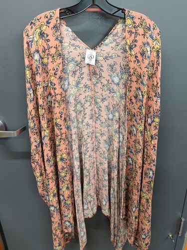 Women's Agnes & Dora Pink Floral Shaul - 第 1/3 張圖片